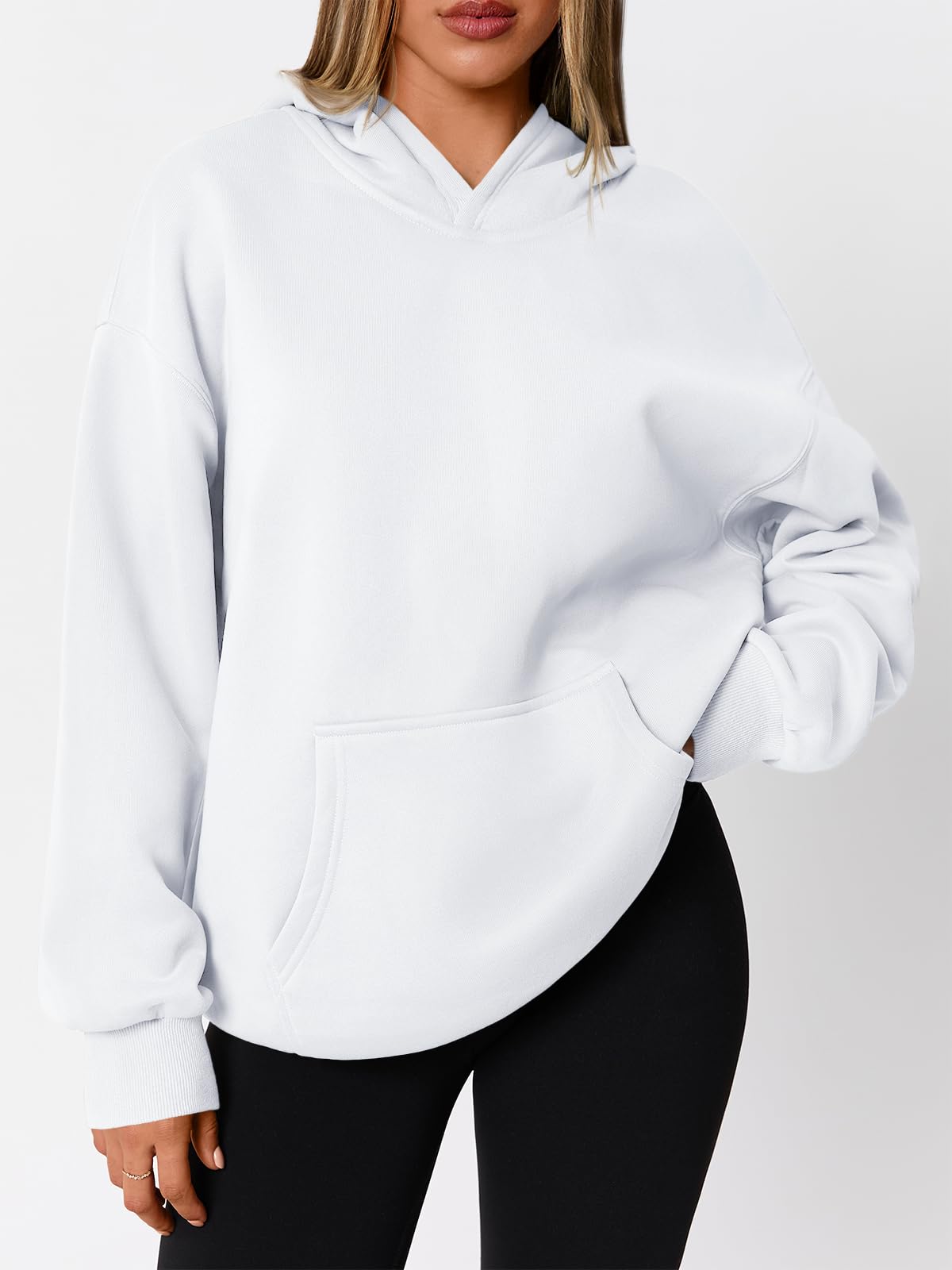 WYNNQUE White Hoodies for Women Oversized Sweatshirts Fall Fashion Outfits 2025 Casual Sweaters Tops Fleece Plus Size Workout Comfy Winter Clothes White S