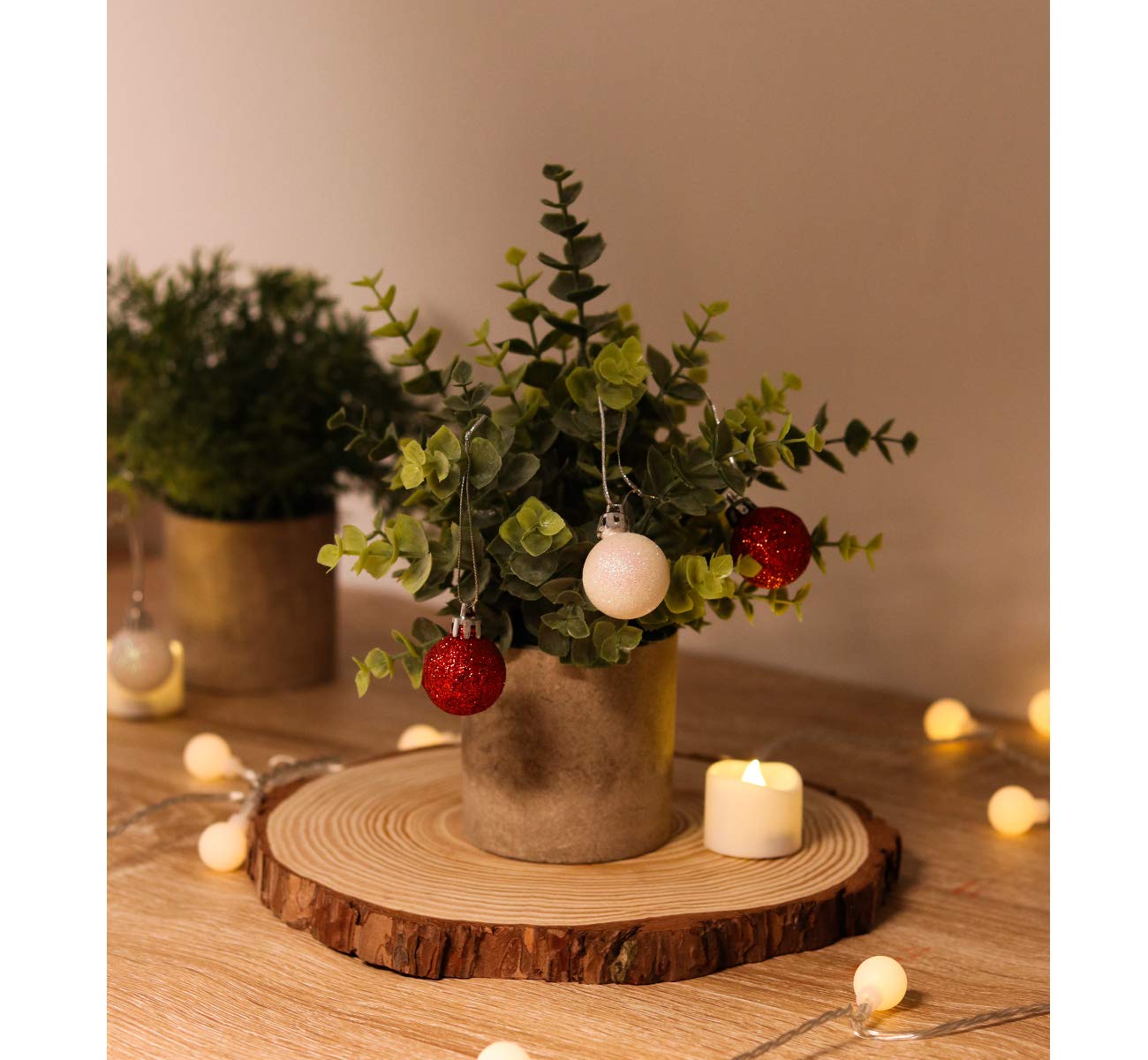 ilauke Set of 3 Mini Potted Artificial Plants Plastic Eucalyptus Plants Faux Rosemary Plants for Home Garden Office Desk Shower Room Decoration