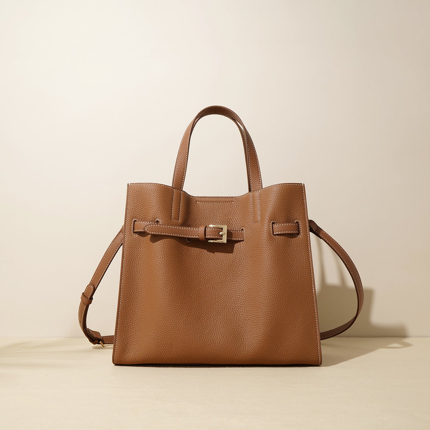 High-grade Large Capacity Genuine Leather Crossbody Commuter Bag